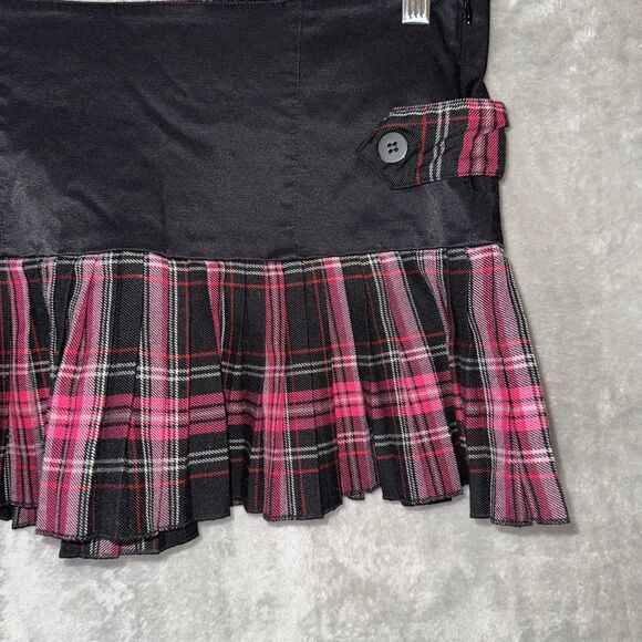 Vintage Candies Y2K Mini Plaid Skirt Size 9 Pink Black Pleated Punk Goth Rock - Picture 2 of 7